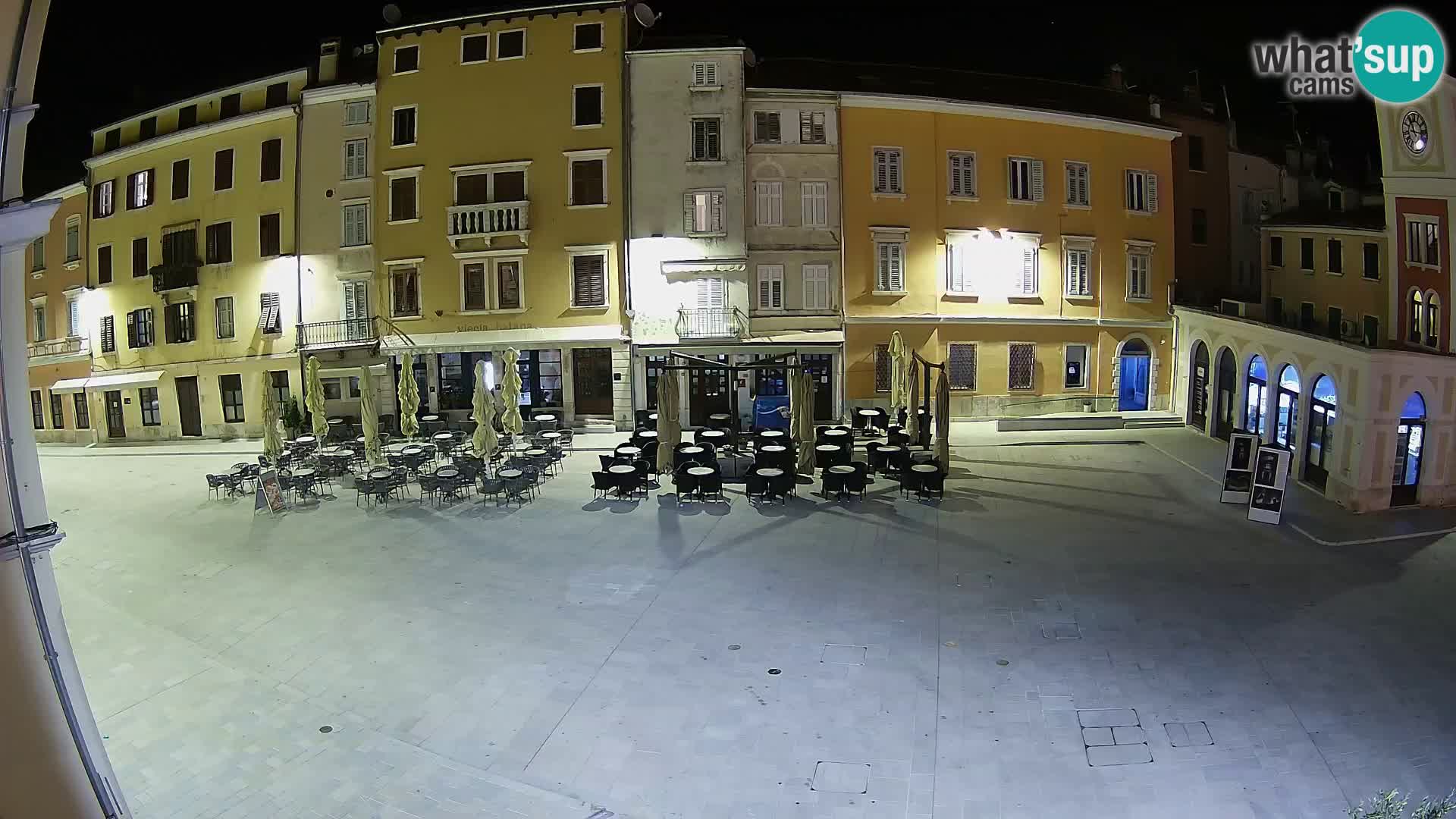 Spletna kamera Rovinj Center – Glavni trg