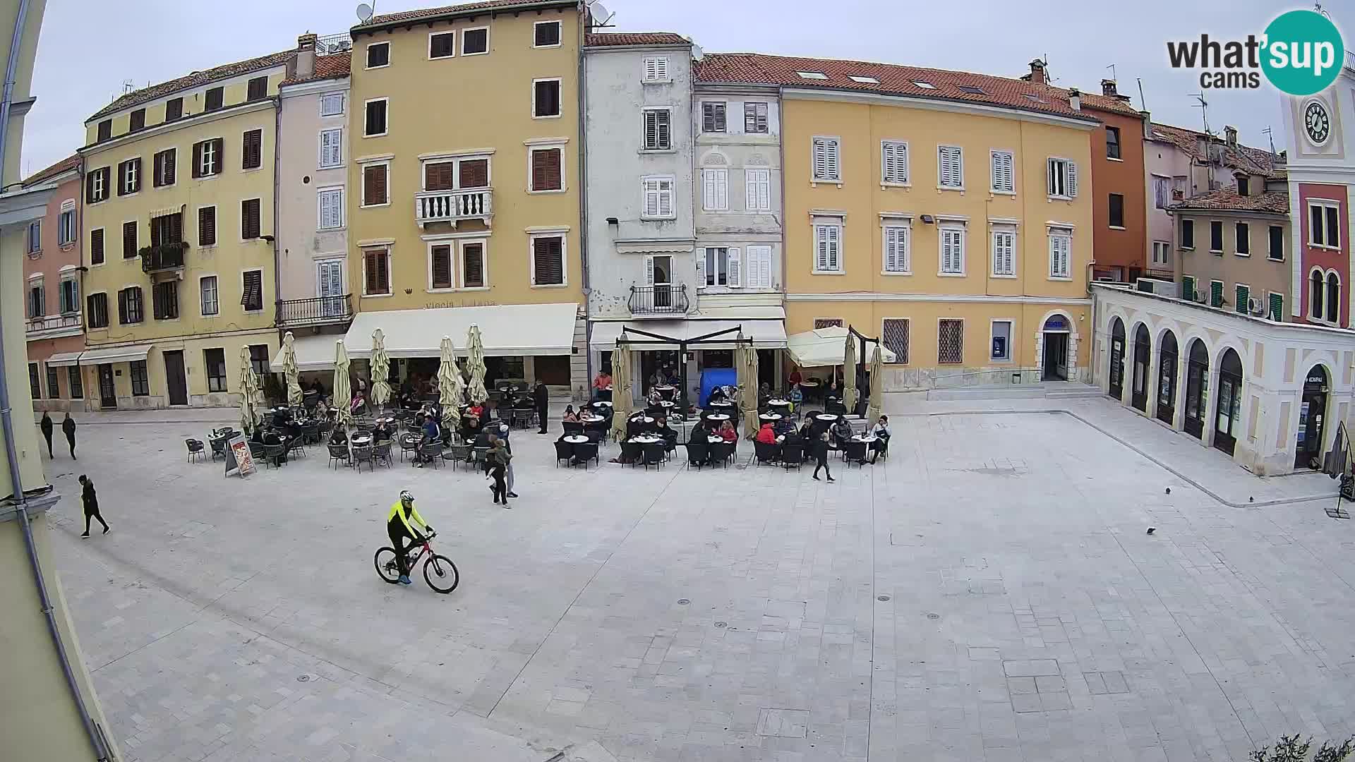 Spletna kamera Rovinj Center – Glavni trg