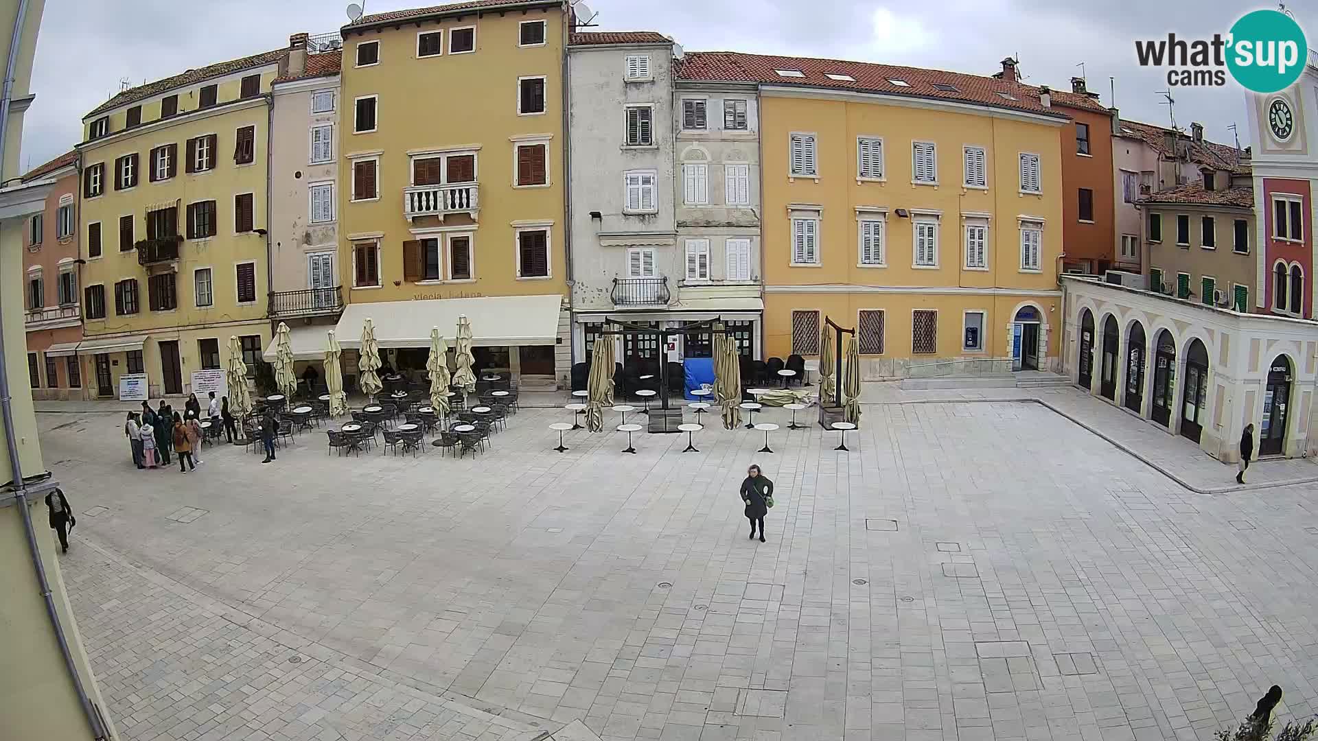 Spletna kamera Rovinj Center – Glavni trg