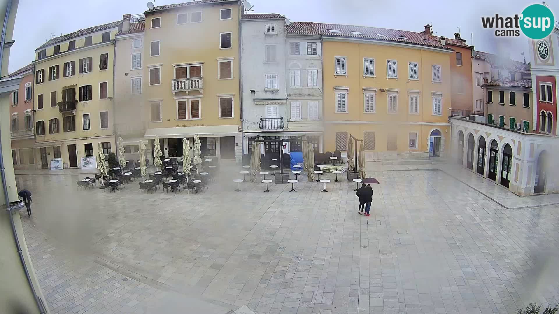 Spletna kamera Rovinj Center – Glavni trg