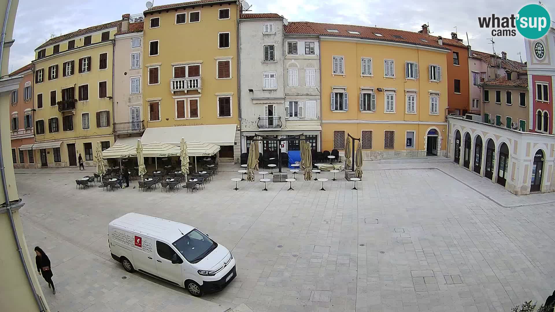 Spletna kamera Rovinj Center – Glavni trg