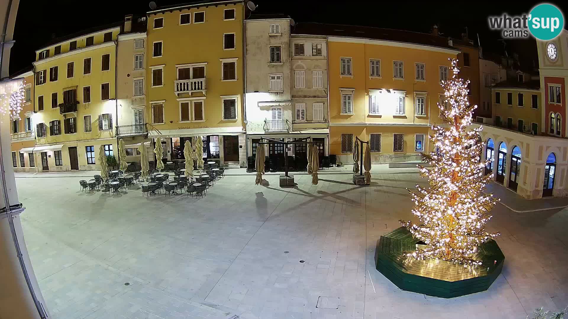 Spletna kamera Rovinj Center – Glavni trg