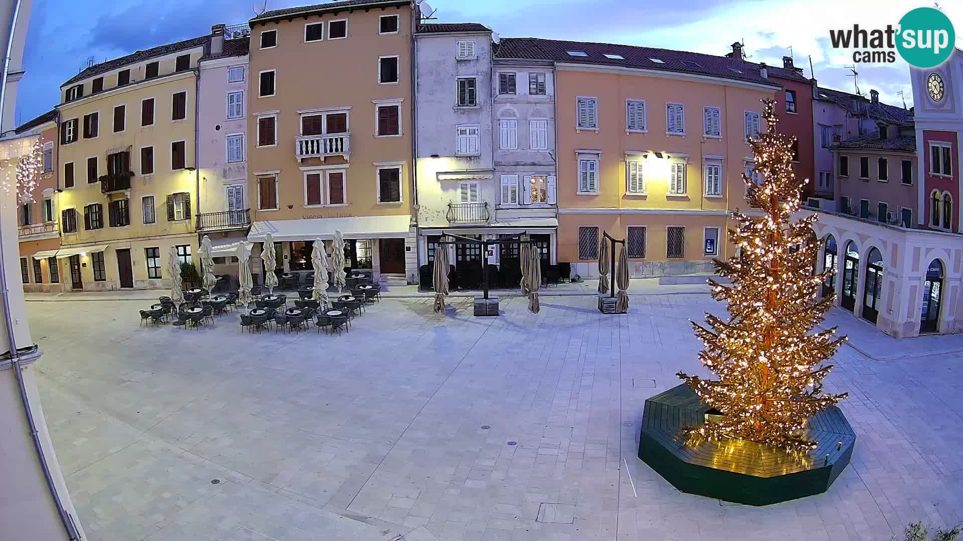 Webcam Rovinj Zentrum – Hauptplatz in Echtzeit