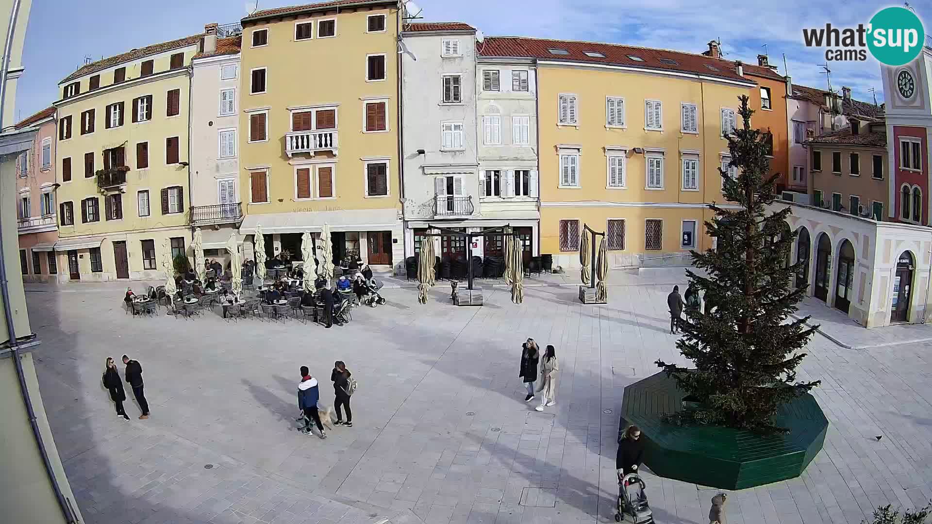 Spletna kamera Rovinj Center – Glavni trg