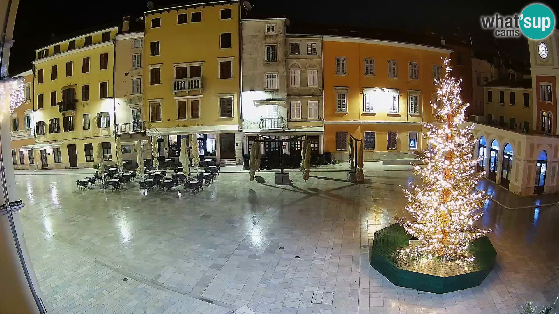 Webcam Rovinj Zentrum – Hauptplatz in Echtzeit