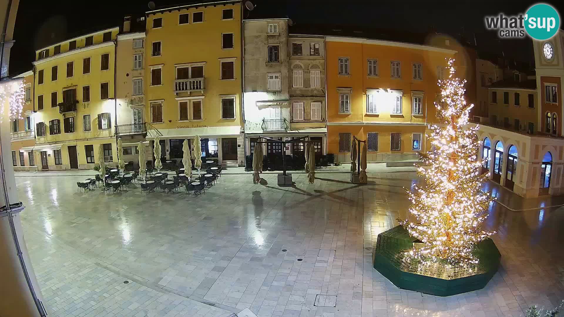 Webcam Rovinj Zentrum – Hauptplatz in Echtzeit