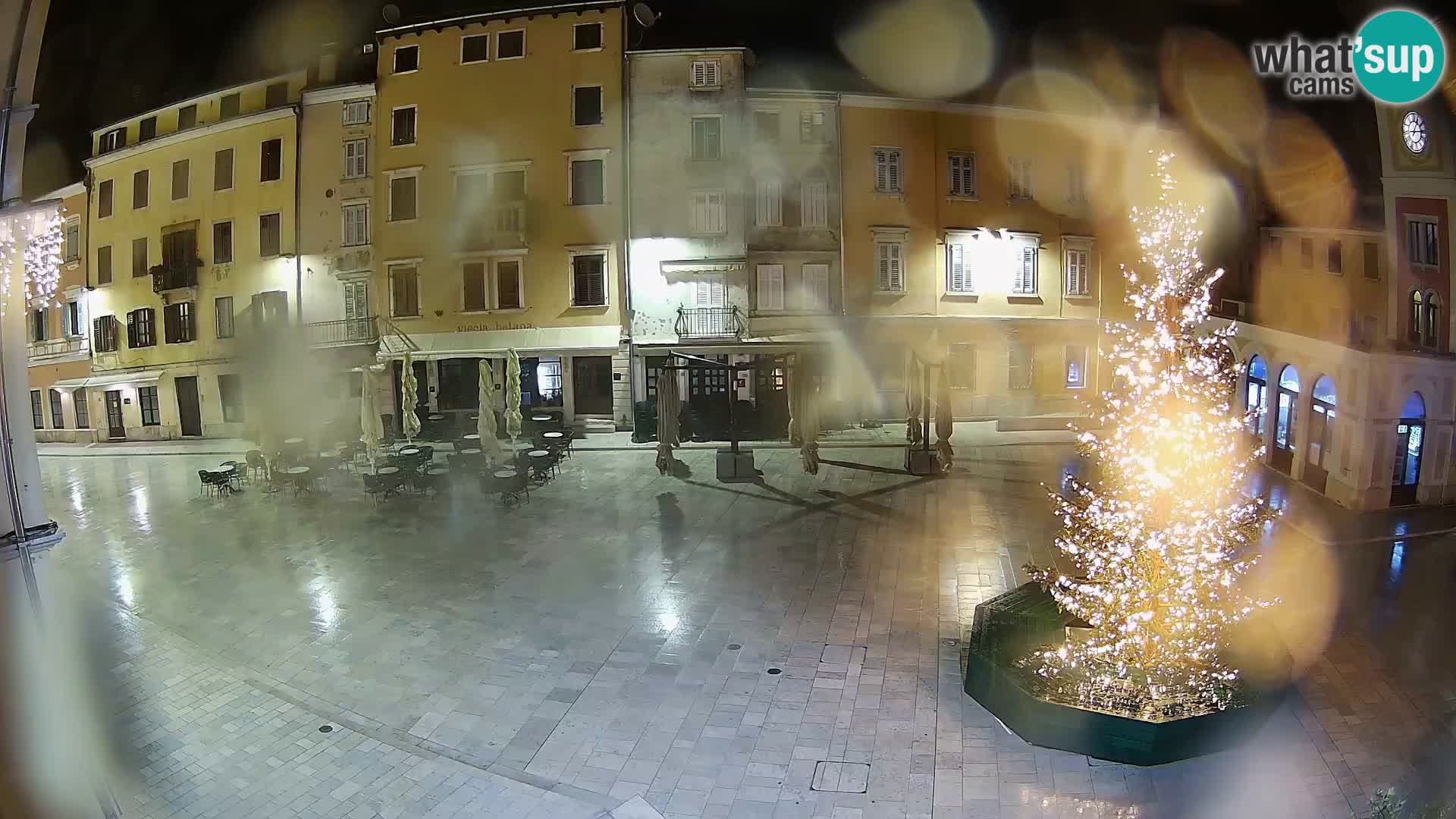 Spletna kamera Rovinj Center – Glavni trg