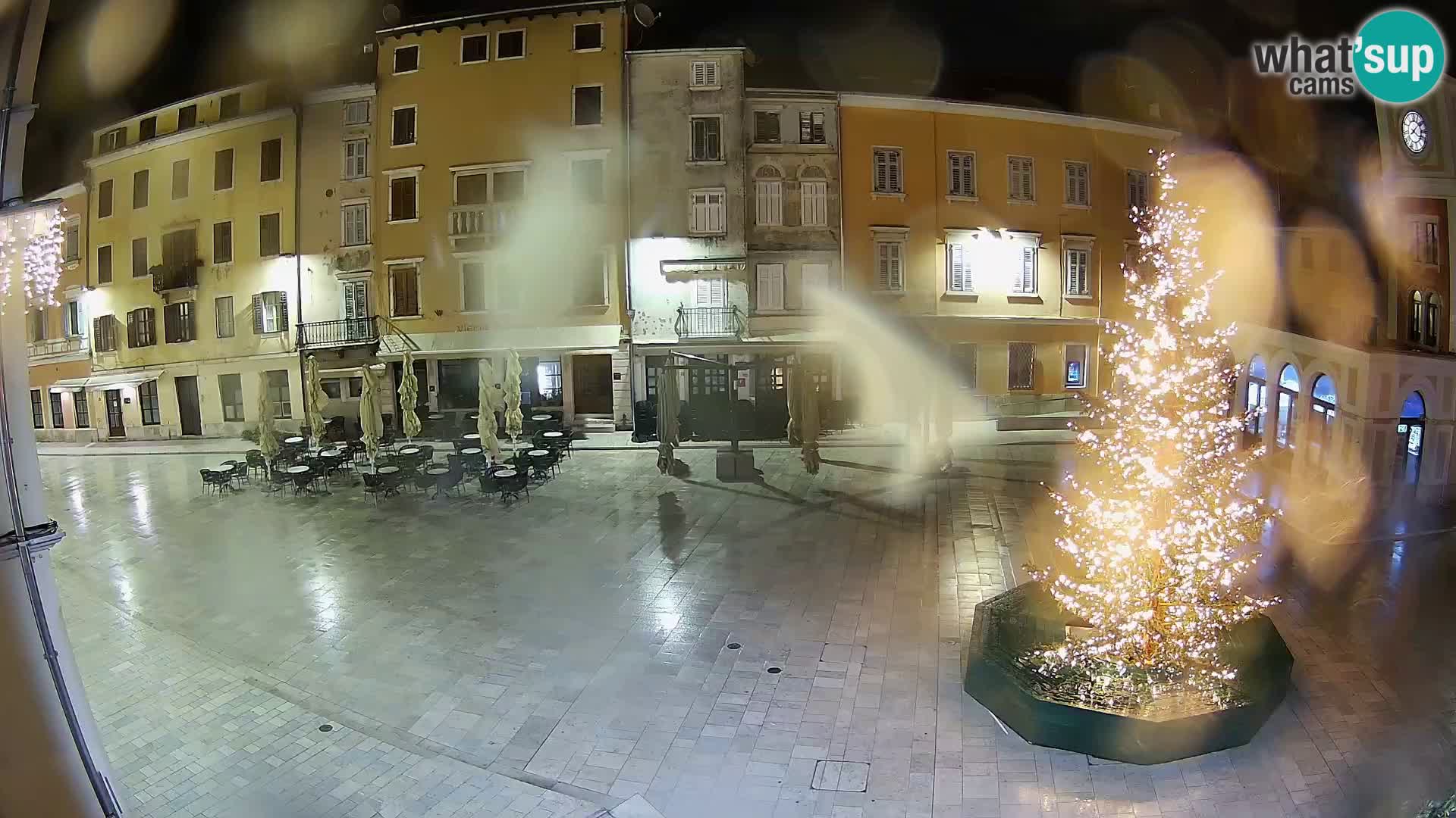 Spletna kamera Rovinj Center – Glavni trg