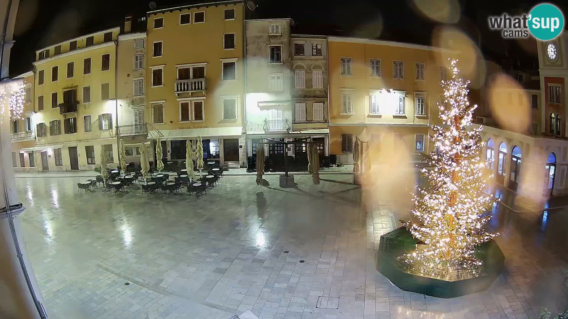 Webcam Rovinj Zentrum – Hauptplatz in Echtzeit