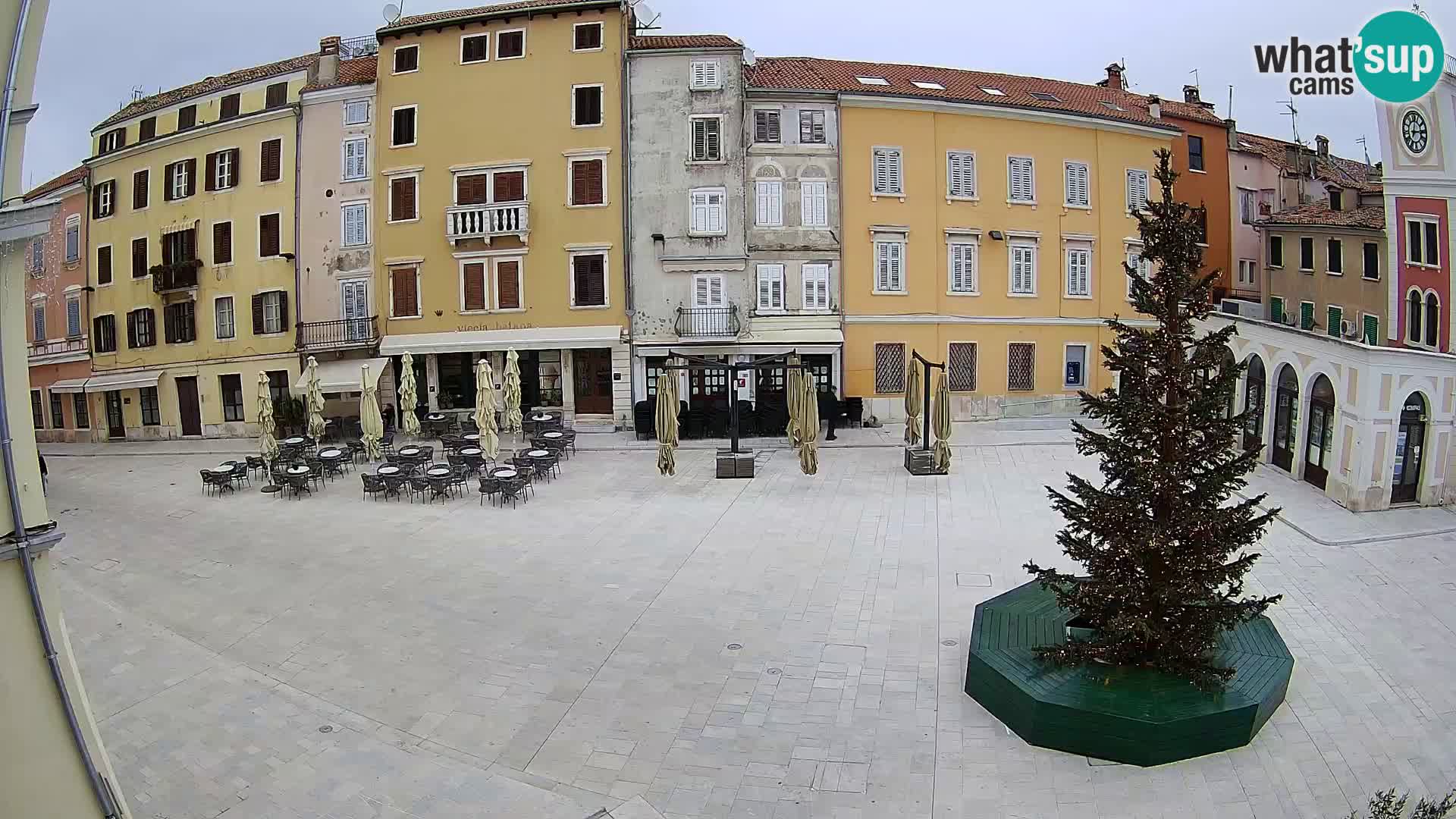 Spletna kamera Rovinj Center – Glavni trg