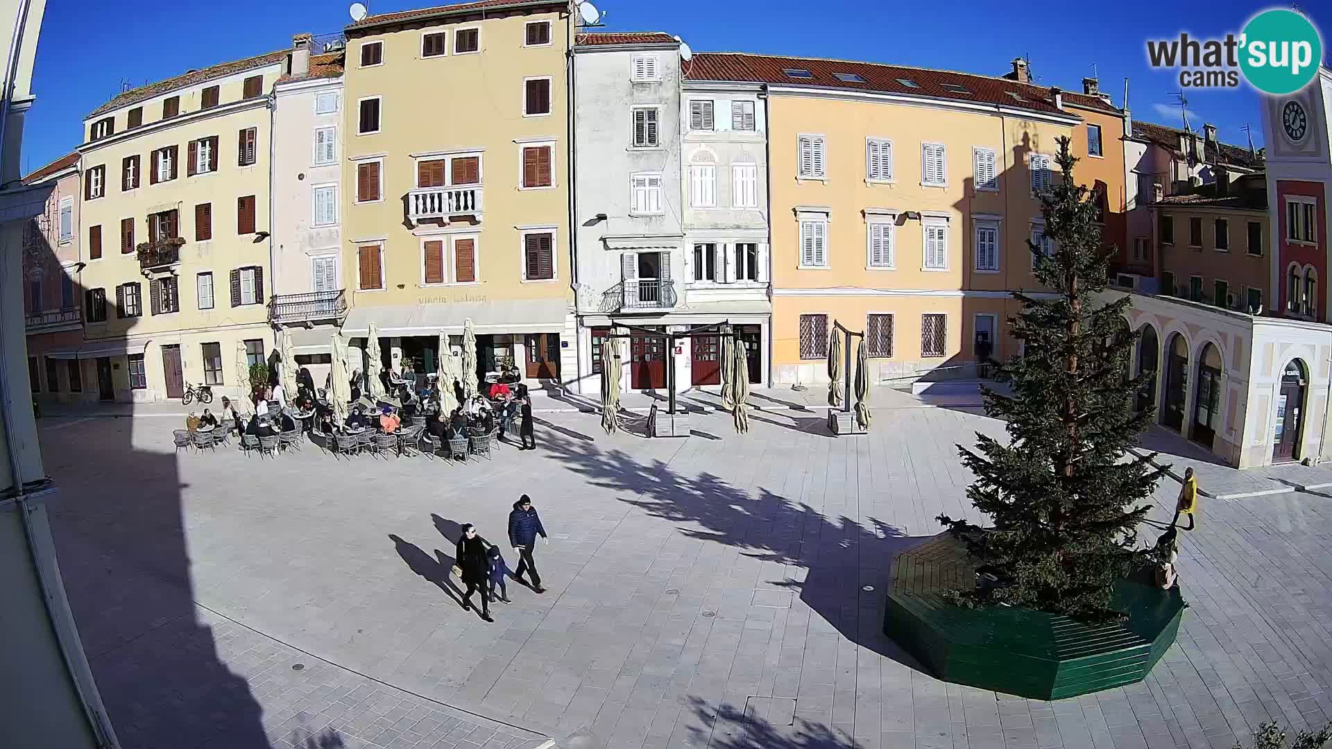 Spletna kamera Rovinj Center – Glavni trg