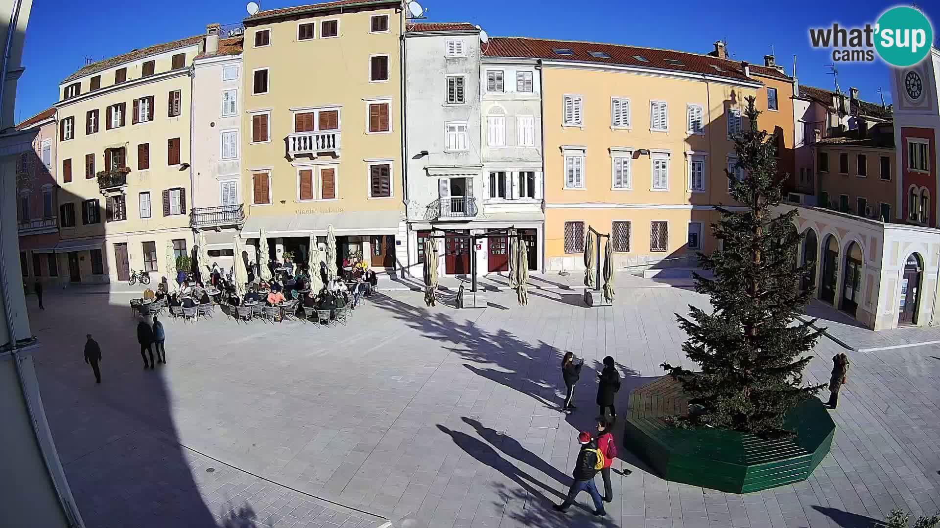 Webcam Rovinj Zentrum – Hauptplatz in Echtzeit