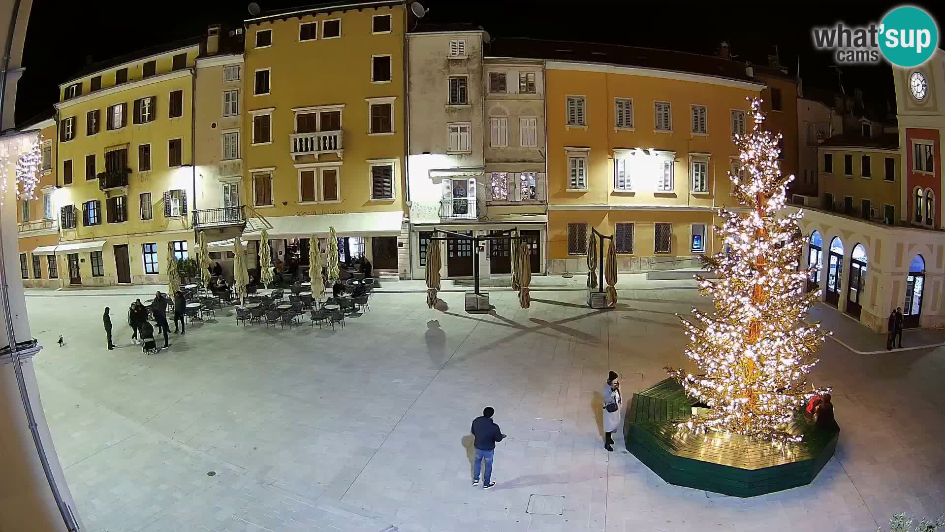 Spletna kamera Rovinj Center – Glavni trg