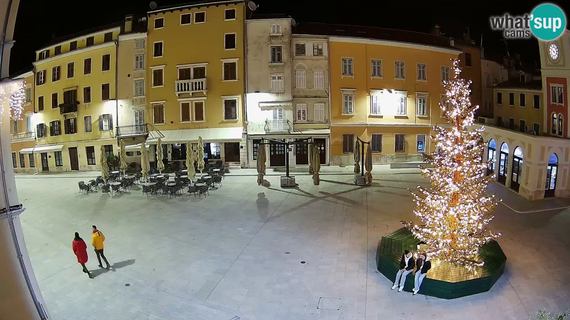 Webcam Rovinj Zentrum – Hauptplatz in Echtzeit