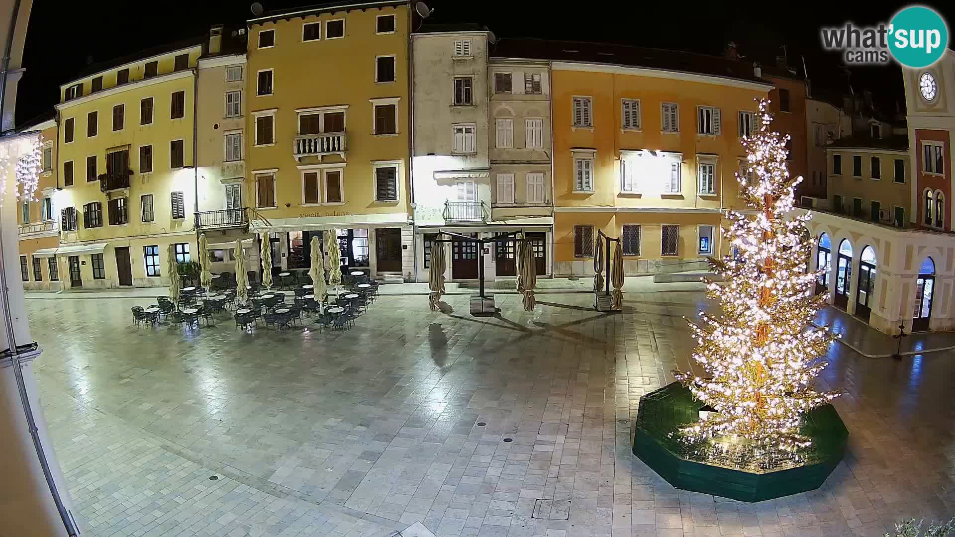 Spletna kamera Rovinj Center – Glavni trg