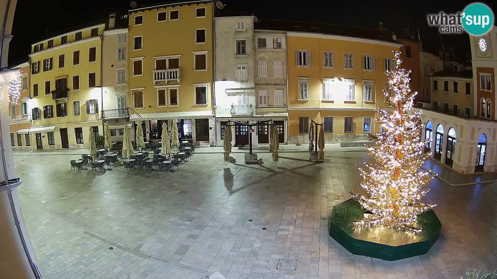 Spletna kamera Rovinj Center – Glavni trg