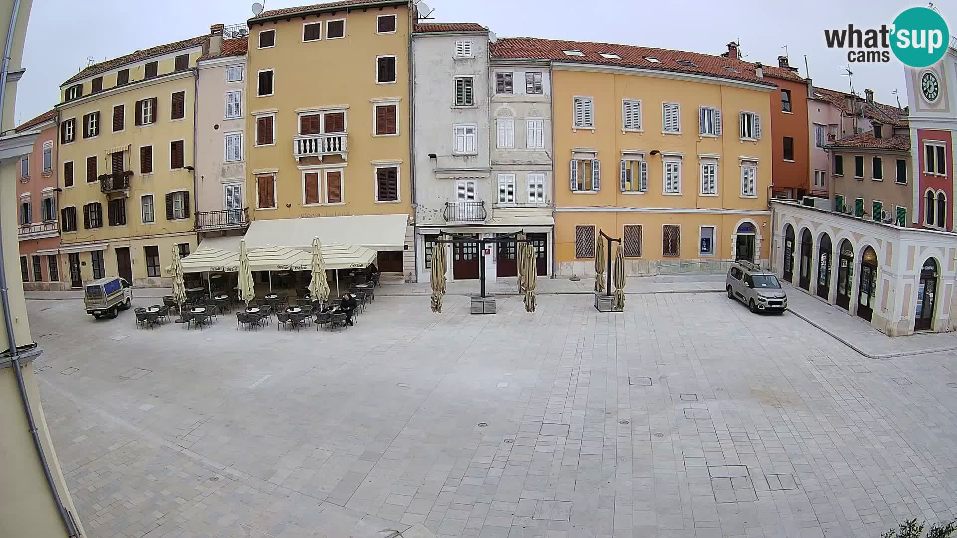 Spletna kamera Rovinj Center – Glavni trg