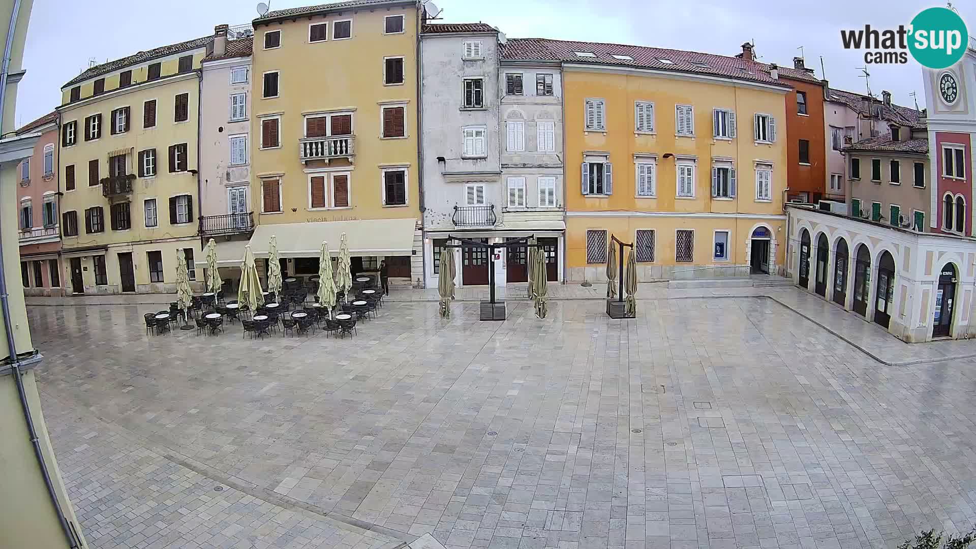 Spletna kamera Rovinj Center – Glavni trg