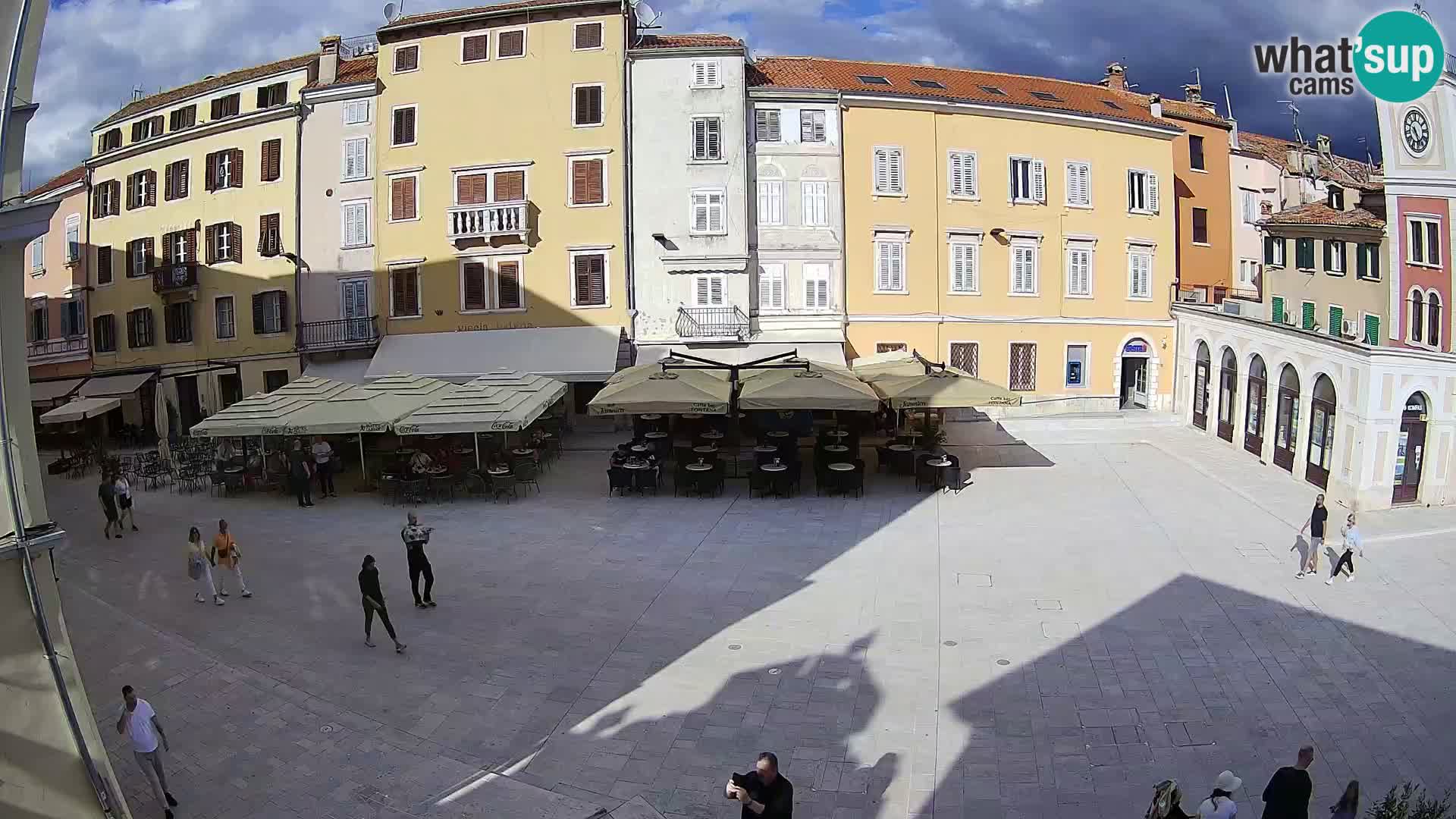 Spletna kamera Rovinj Center – Glavni trg