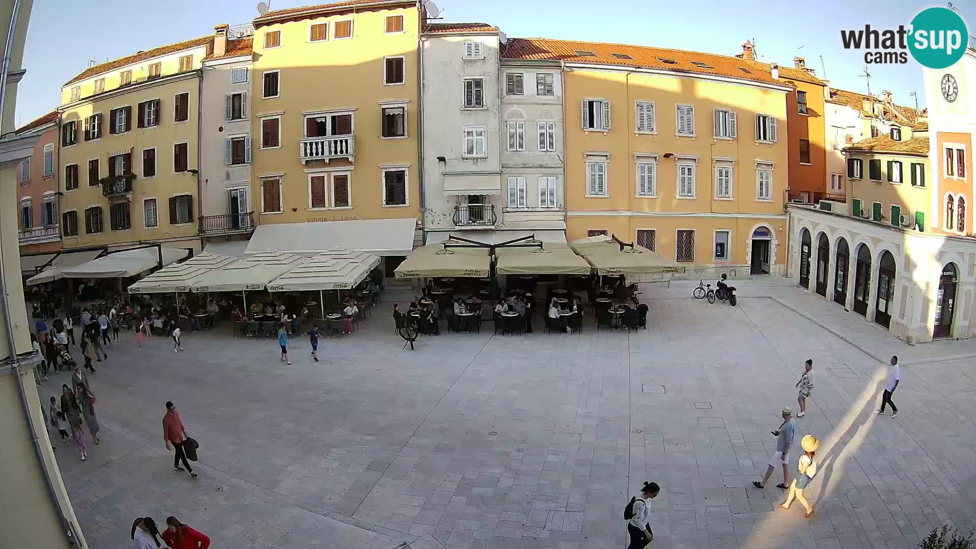 Spletna kamera Rovinj Center – Glavni trg