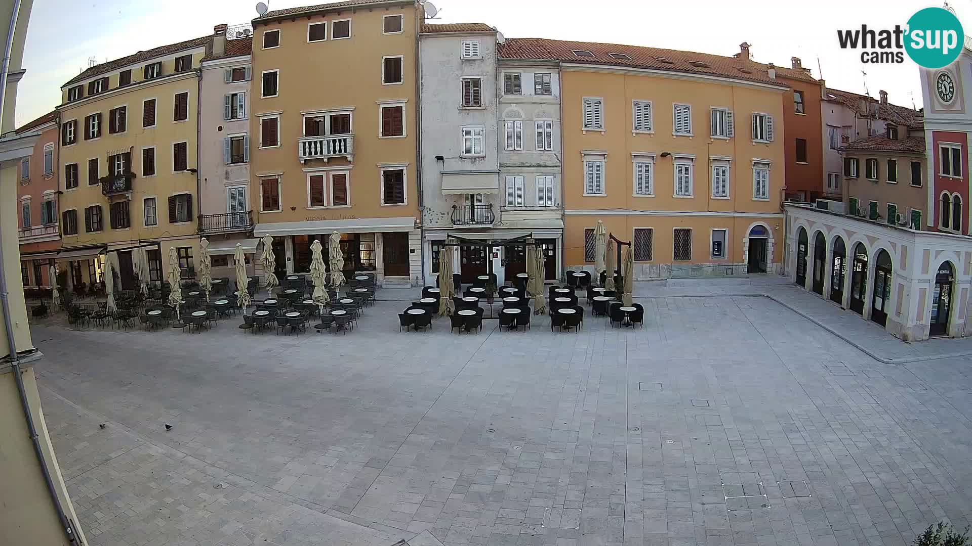 Spletna kamera Rovinj Center – Glavni trg