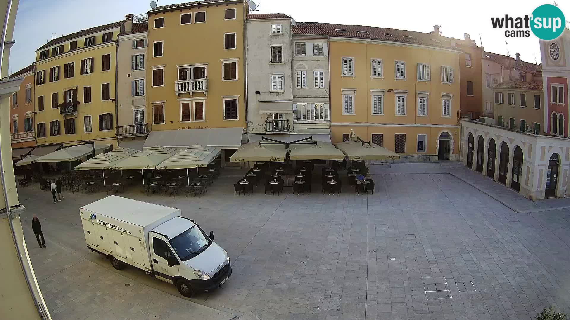 Spletna kamera Rovinj Center – Glavni trg