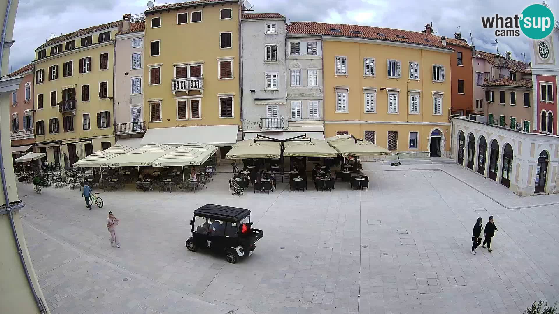 Spletna kamera Rovinj Center – Glavni trg