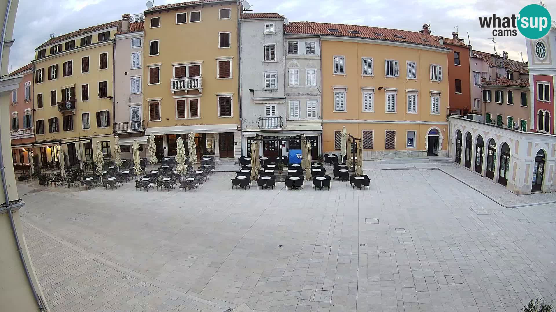 Spletna kamera Rovinj Center – Glavni trg