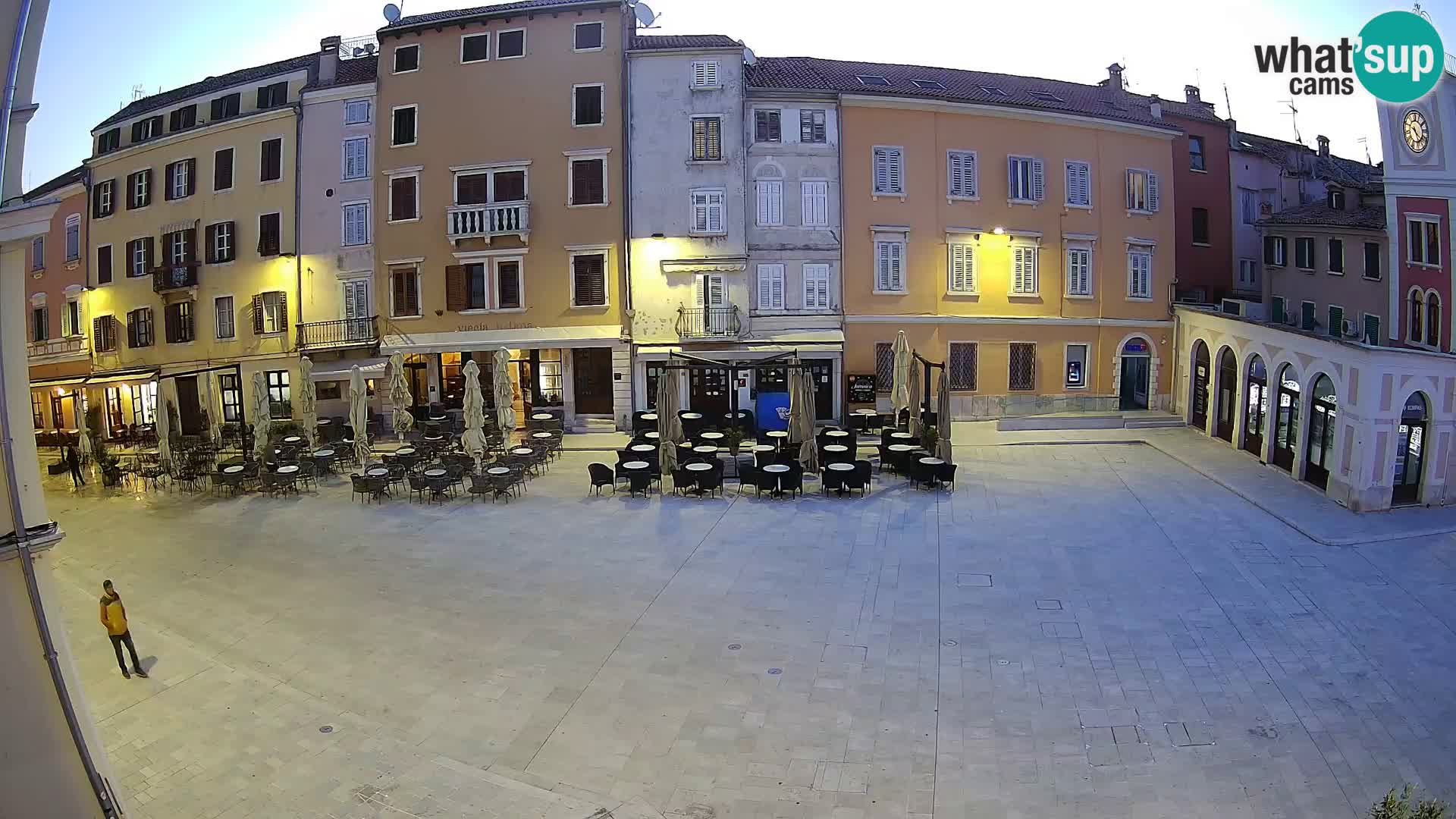 Spletna kamera Rovinj Center – Glavni trg