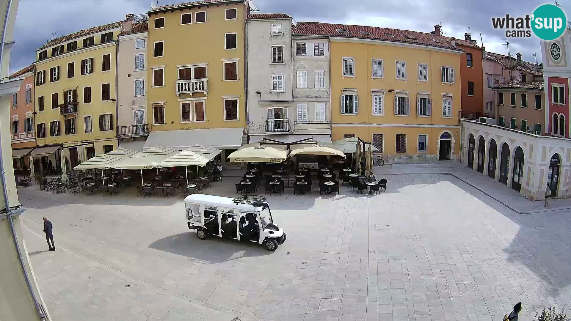 Spletna kamera Rovinj Center – Glavni trg