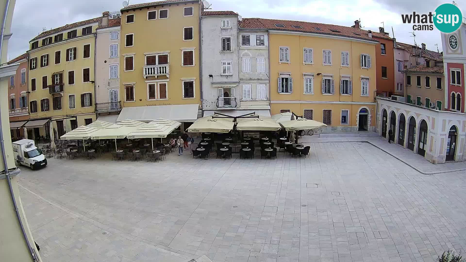 Spletna kamera Rovinj Center – Glavni trg