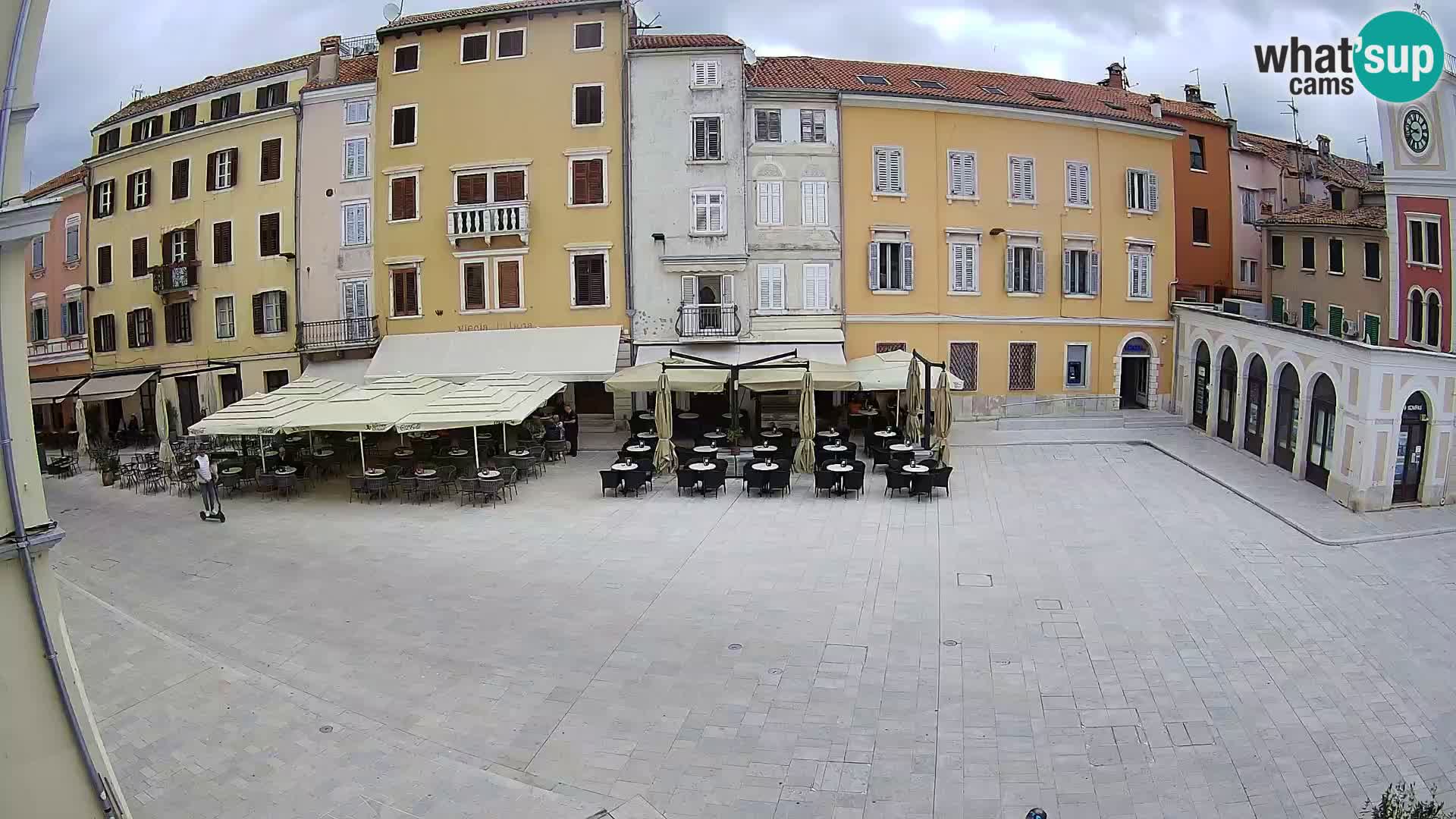 Spletna kamera Rovinj Center – Glavni trg