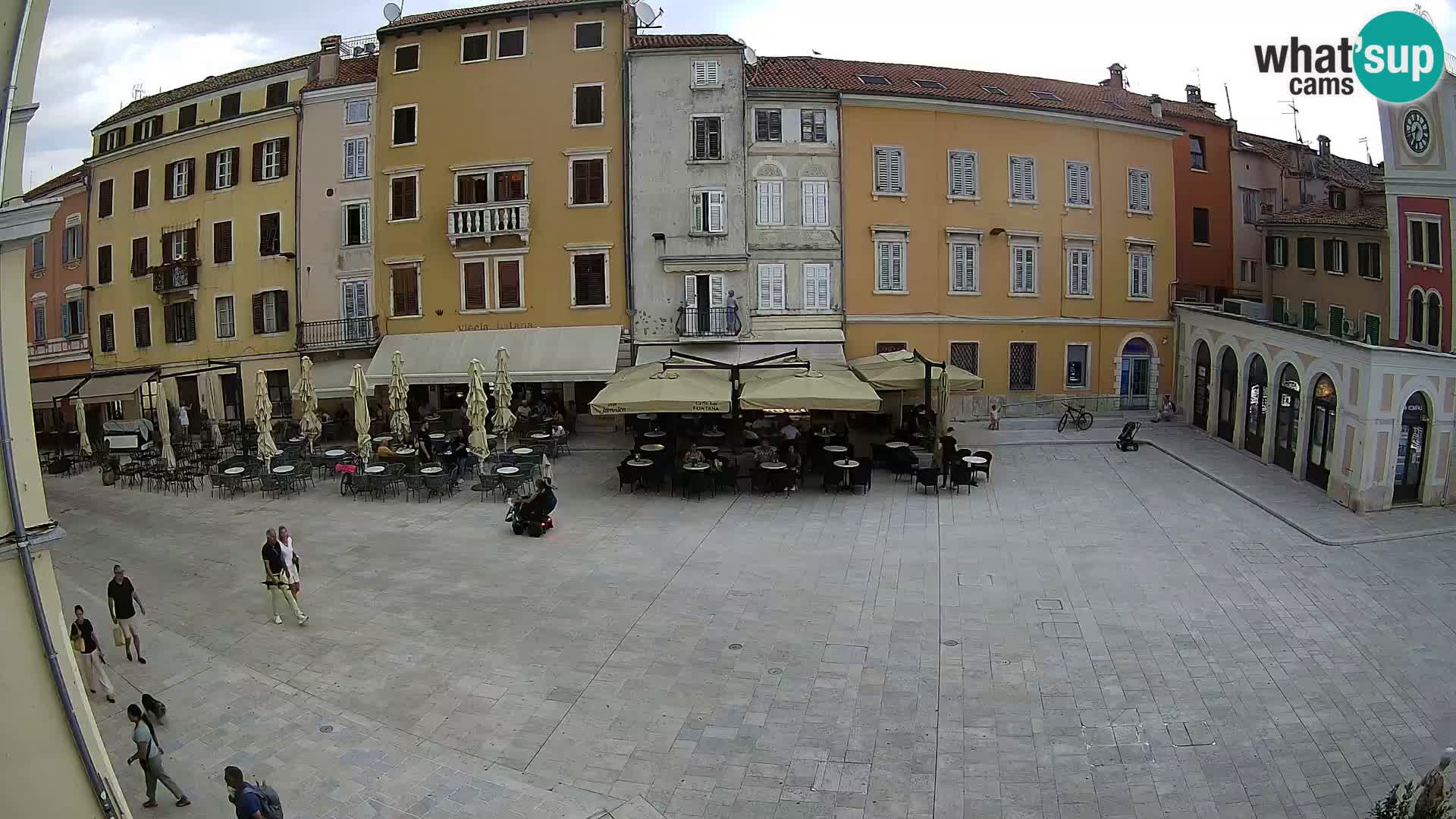Spletna kamera Rovinj Center – Glavni trg