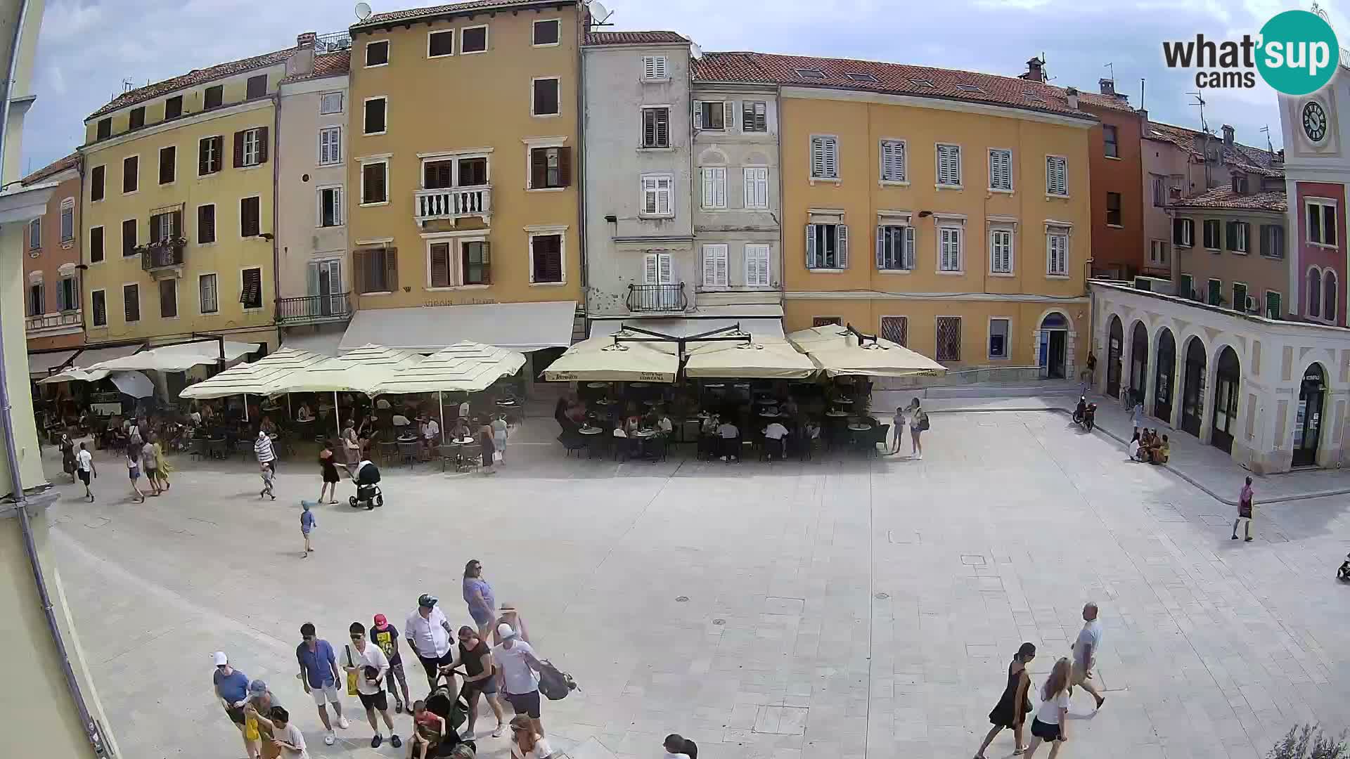 Spletna kamera Rovinj Center – Glavni trg