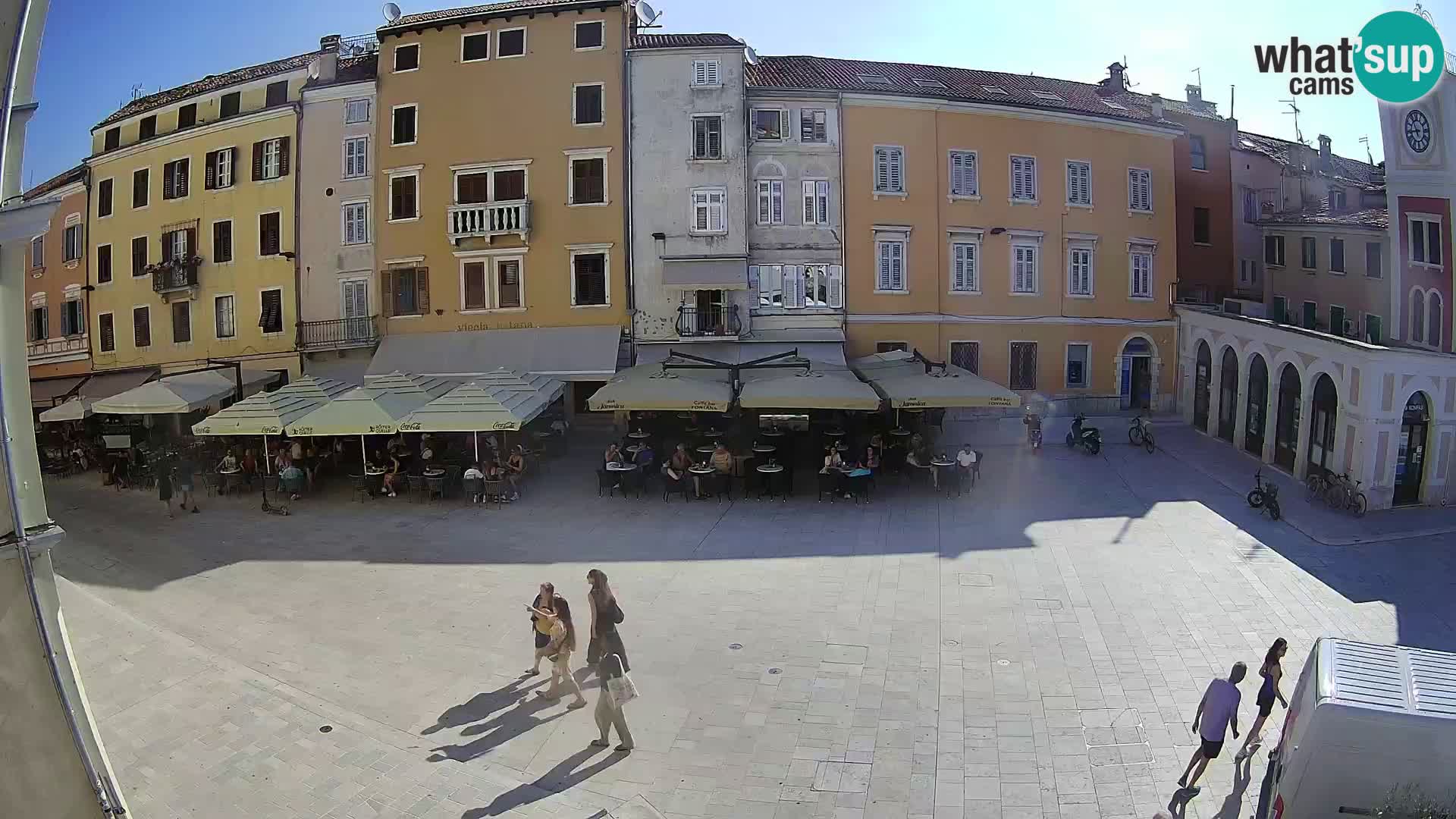 Spletna kamera Rovinj Center – Glavni trg