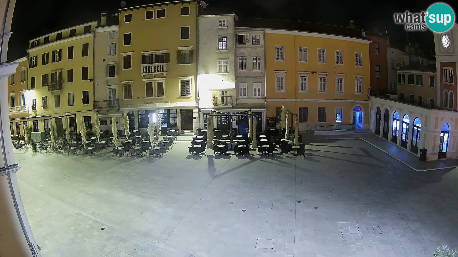 Spletna kamera Rovinj Center – Glavni trg