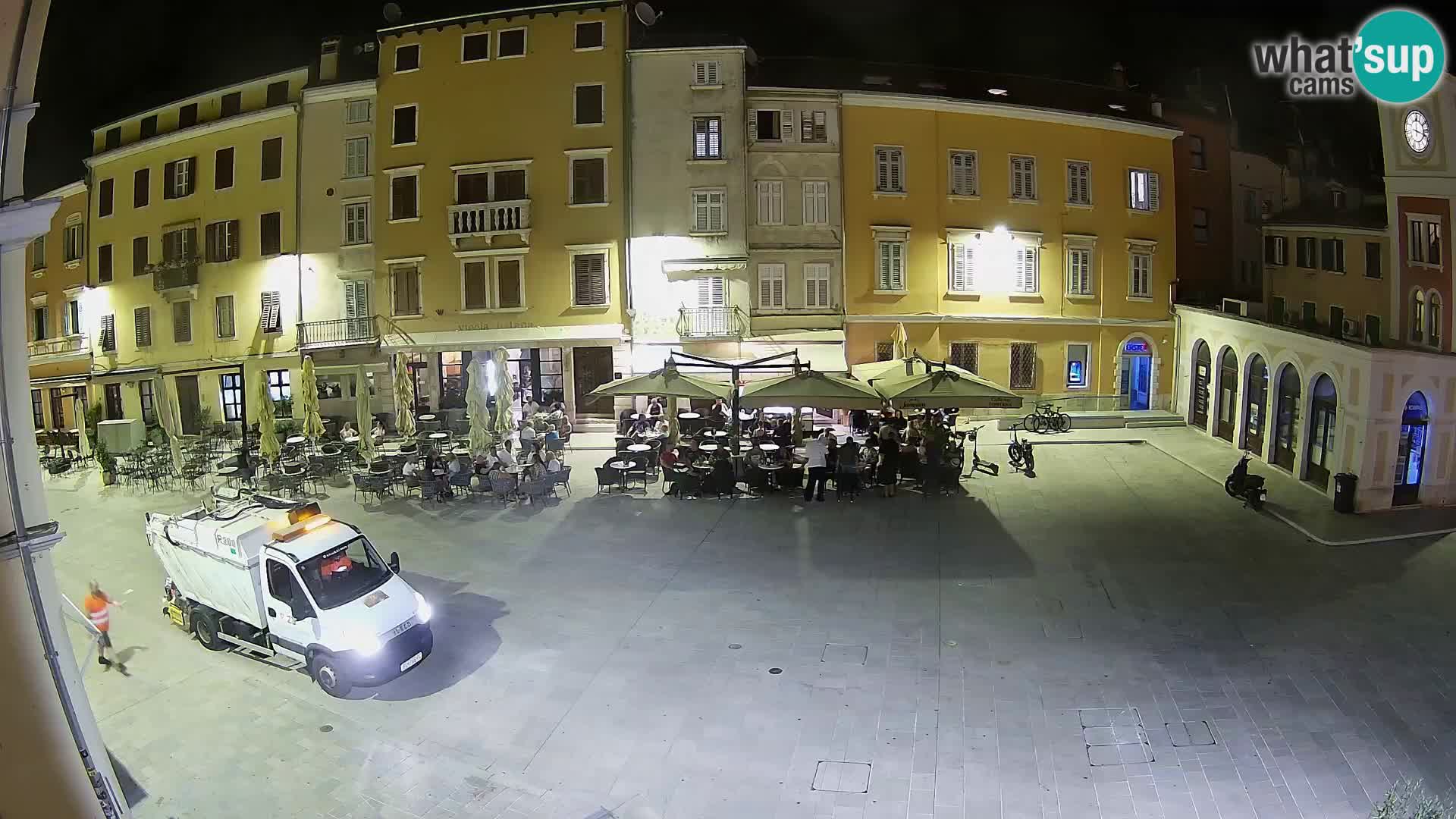 Spletna kamera Rovinj Center – Glavni trg