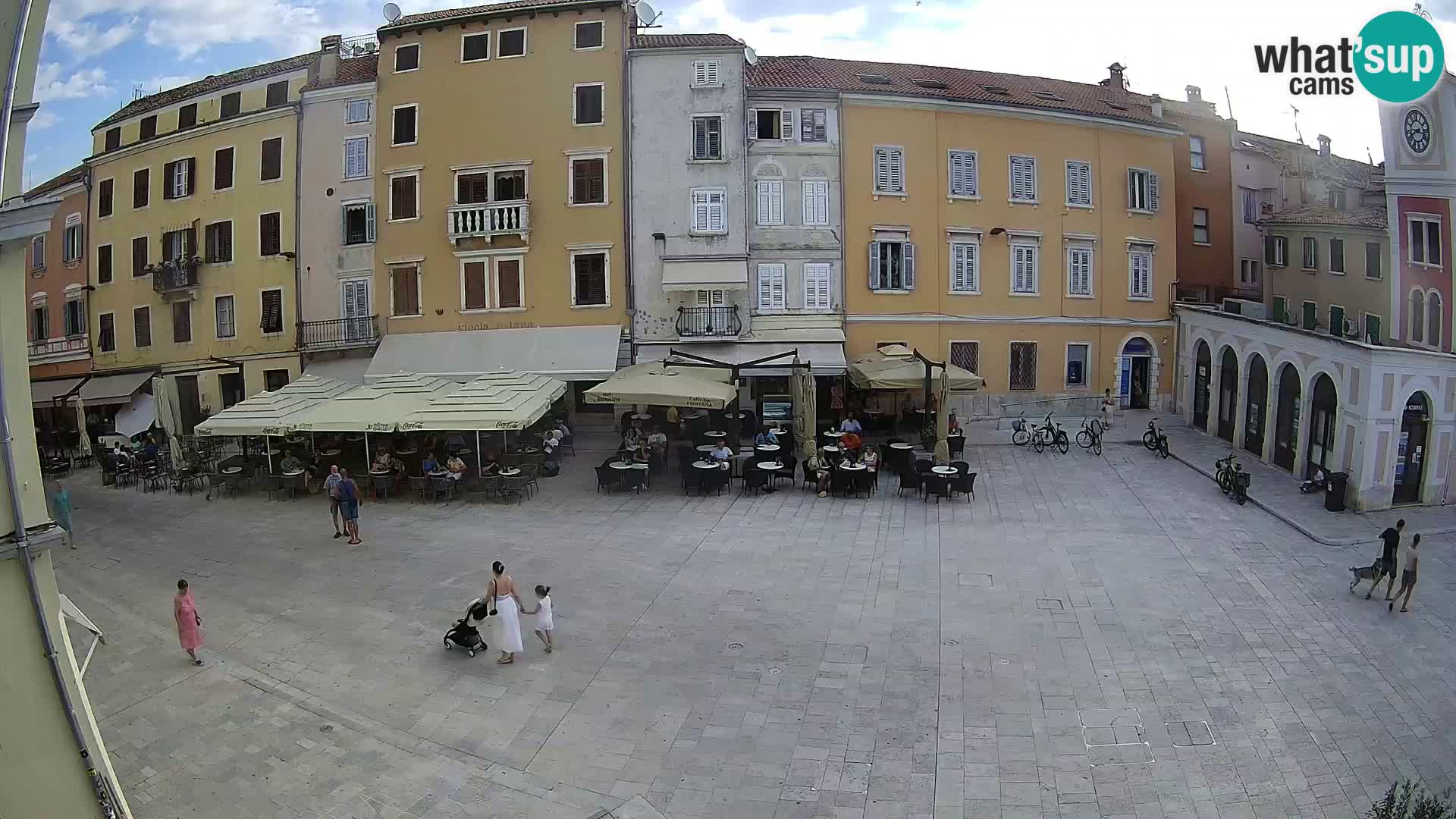 Spletna kamera Rovinj Center – Glavni trg