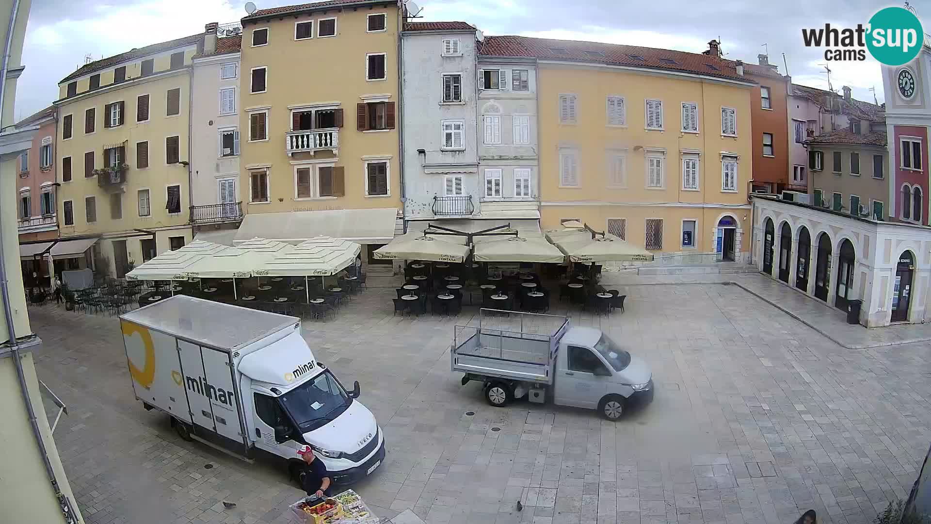 Spletna kamera Rovinj Center – Glavni trg