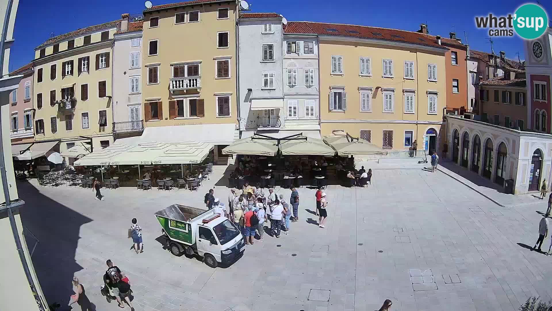 Spletna kamera Rovinj Center – Glavni trg
