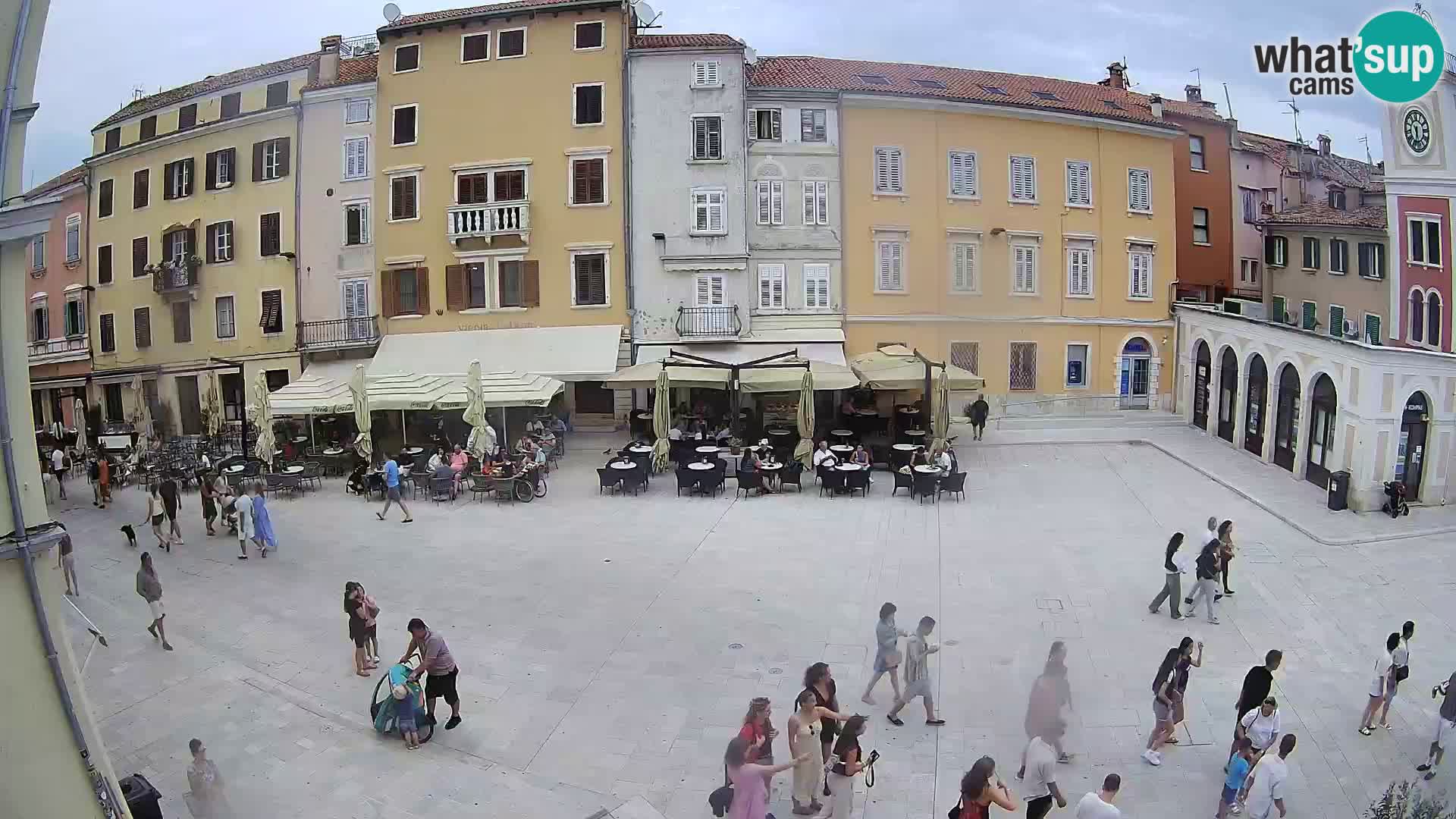 Spletna kamera Rovinj Center – Glavni trg