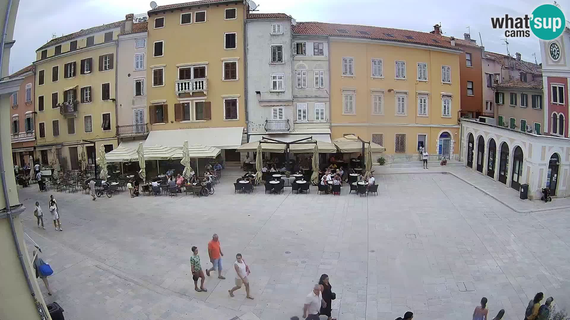 Spletna kamera Rovinj Center – Glavni trg