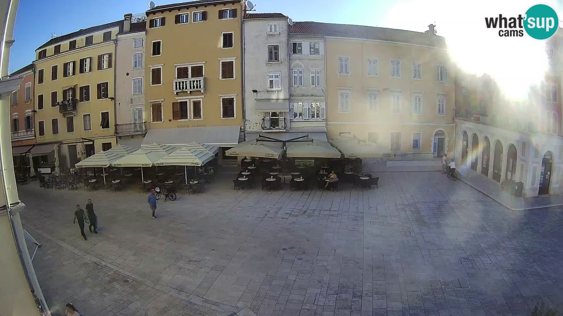 Spletna kamera Rovinj Center – Glavni trg