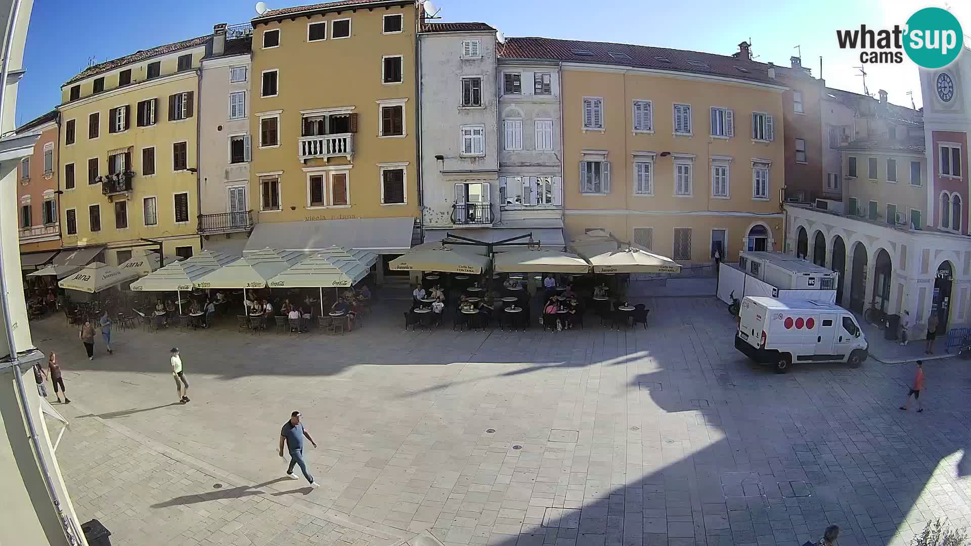 Spletna kamera Rovinj Center – Glavni trg