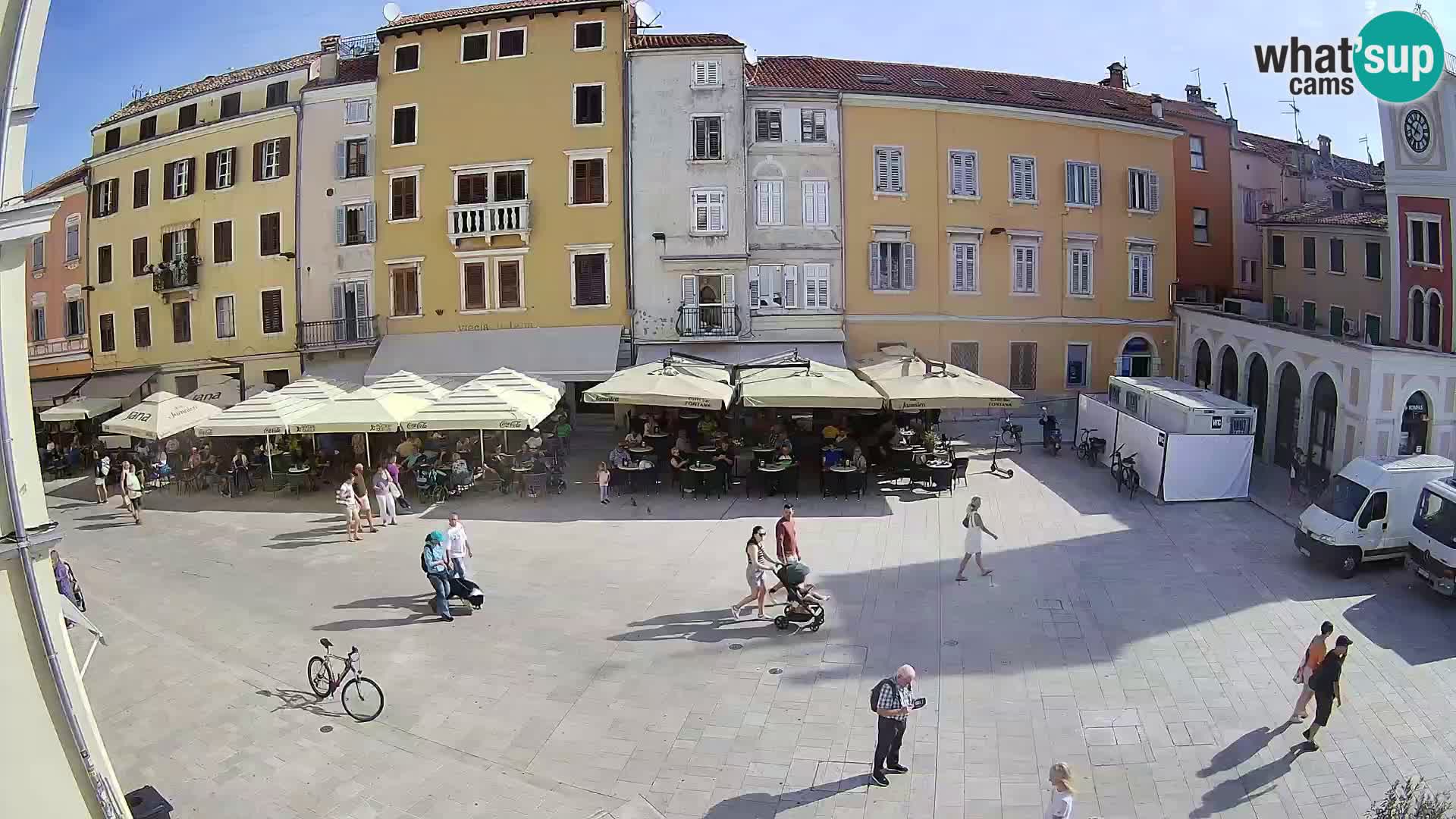 Spletna kamera Rovinj Center – Glavni trg