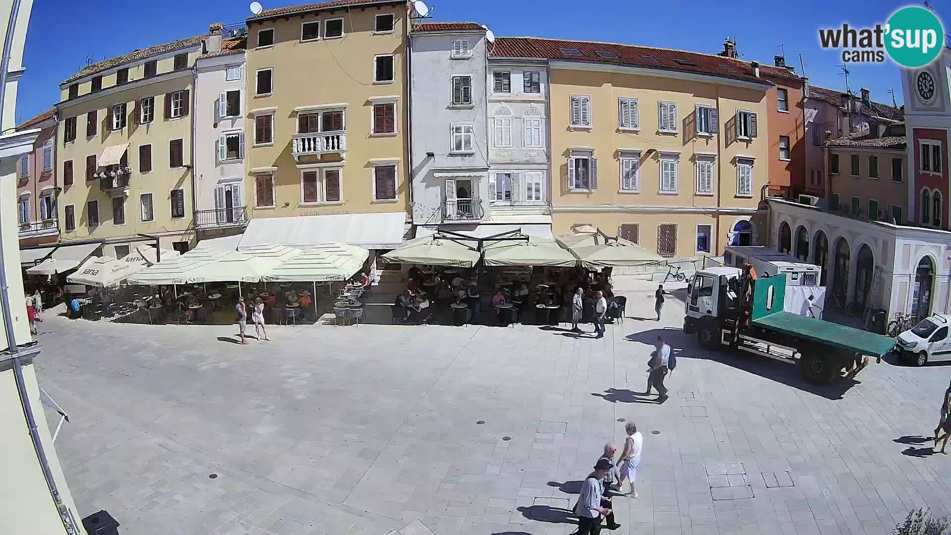 Spletna kamera Rovinj Center – Glavni trg