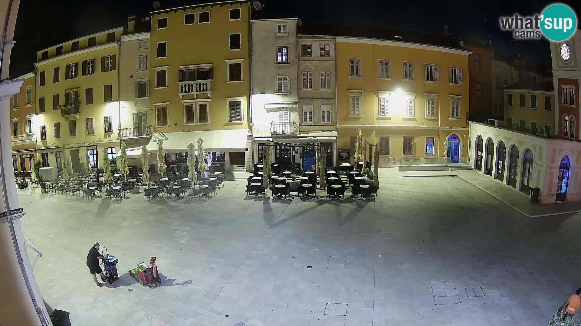 Spletna kamera Rovinj Center – Glavni trg