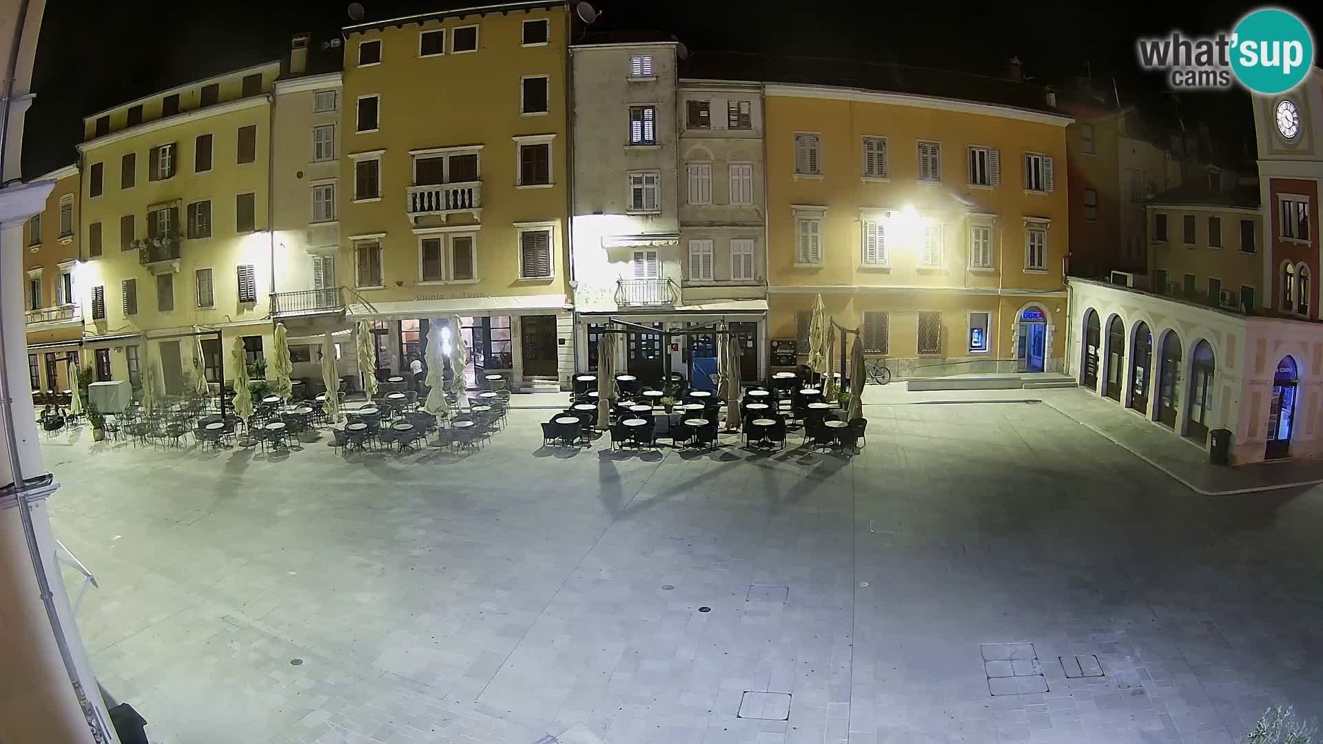 Spletna kamera Rovinj Center – Glavni trg