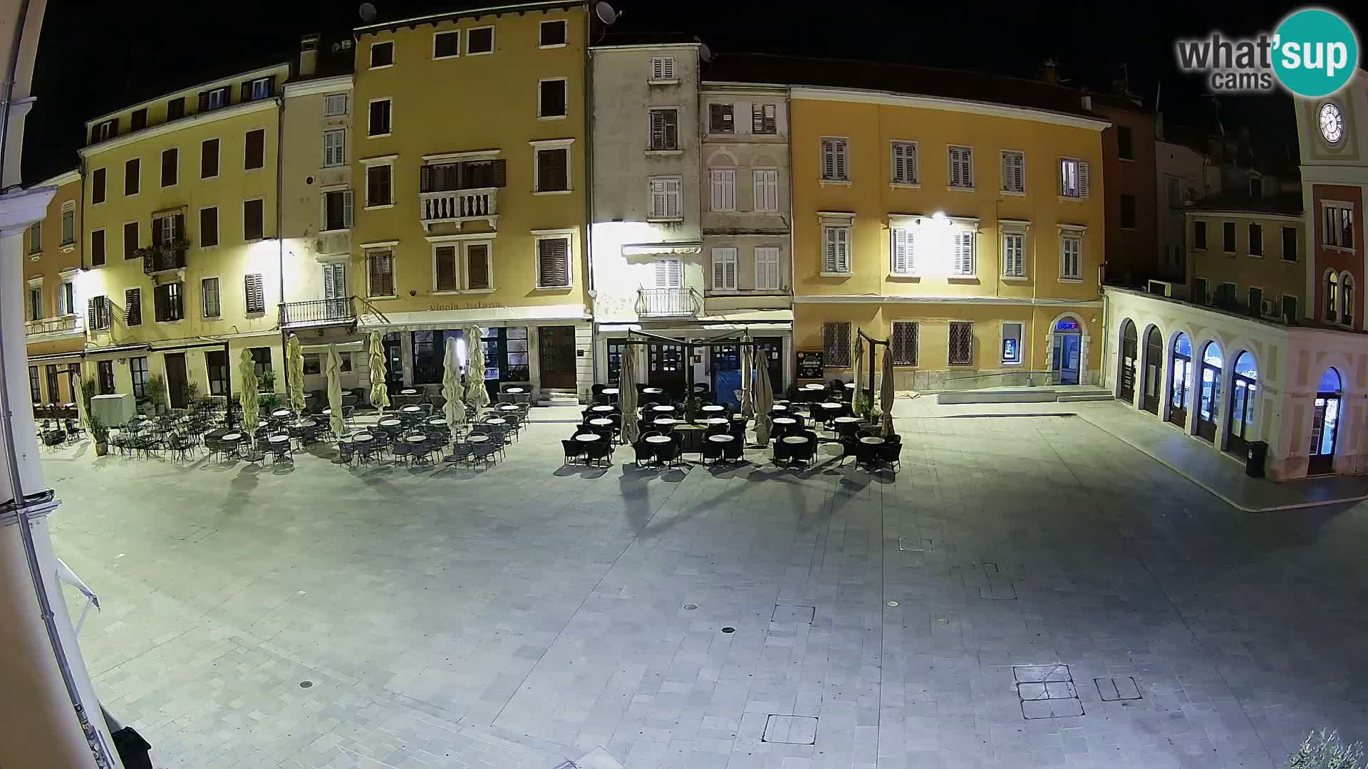 Spletna kamera Rovinj Center – Glavni trg