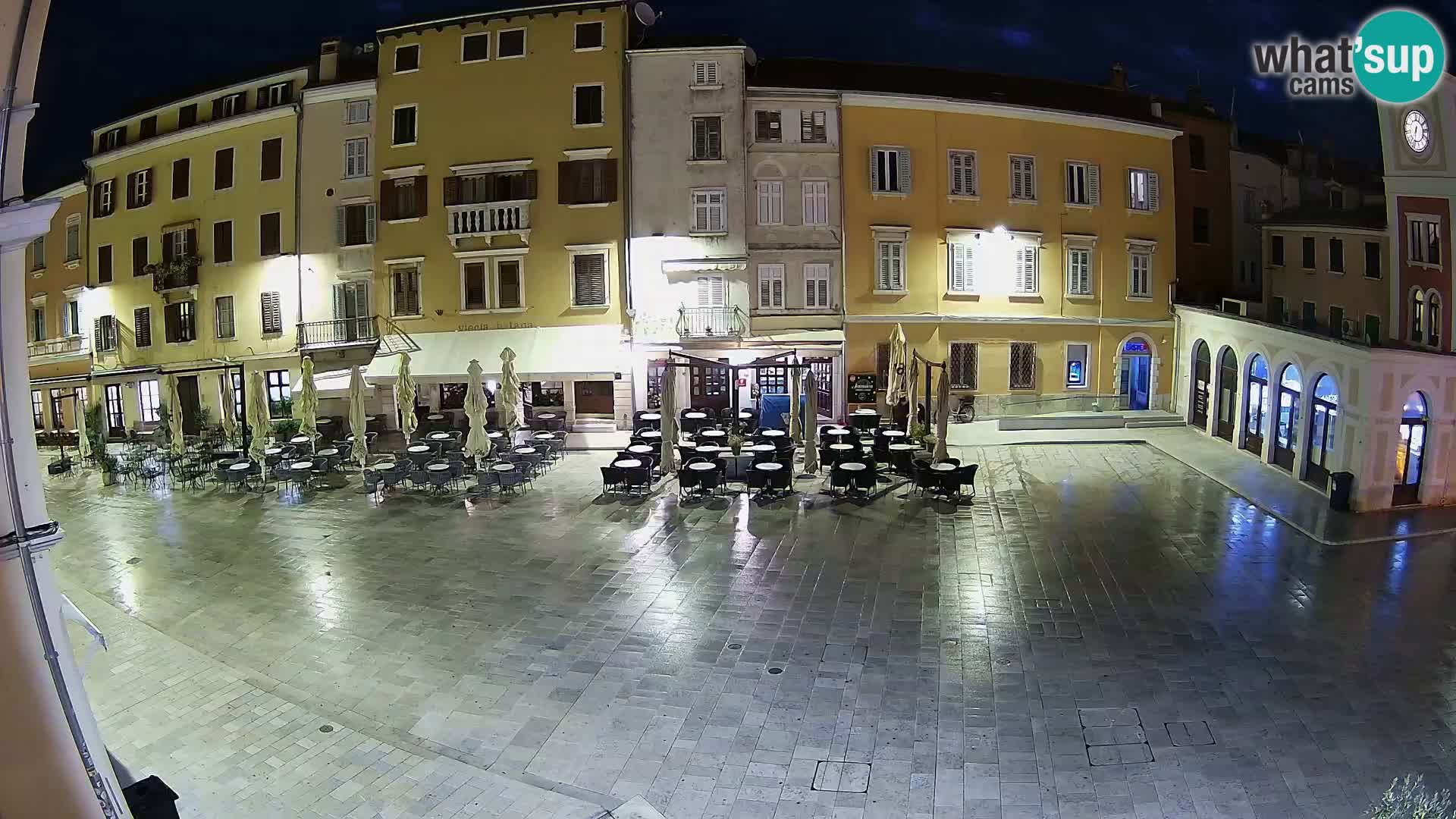 Spletna kamera Rovinj Center – Glavni trg